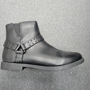 ​Dream Pairs Girls Studded Harness Ankle Boots - Black Faux Leather